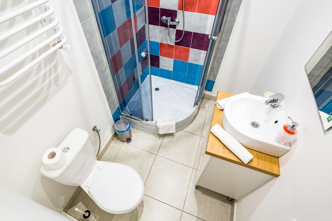 Dominic Apartments إلفيف المظهر الخارجي الصورة