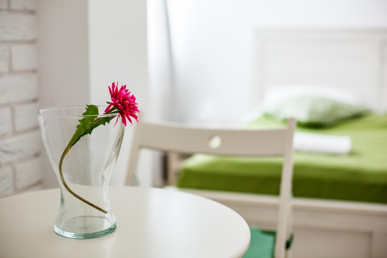 Dominic Apartments إلفيف المظهر الخارجي الصورة